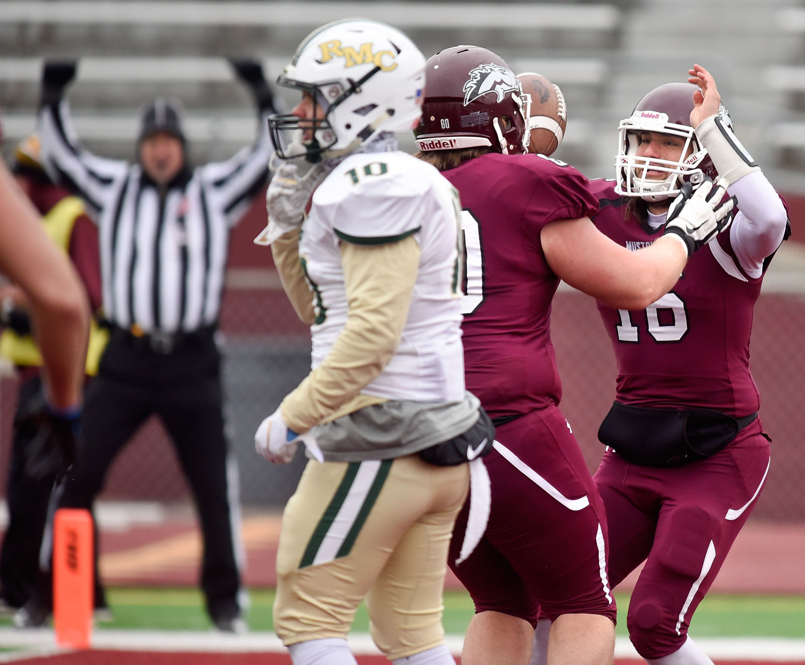 Football Rocky Mountain at Morningside